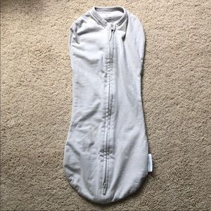 SwaddleMe swaddle pod